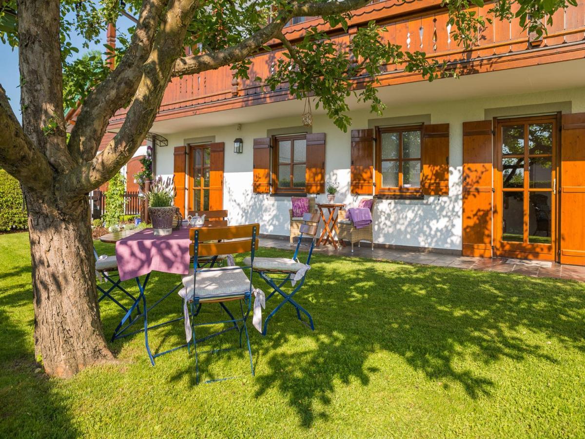 Strohmayer Appartements บัดเอนดอร์ฟ ภายนอก รูปภาพ