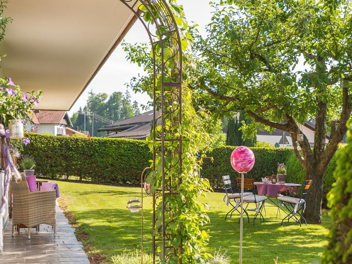 Strohmayer Appartements บัดเอนดอร์ฟ ภายนอก รูปภาพ